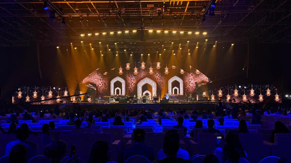 Dubai Fest: event photograph 4